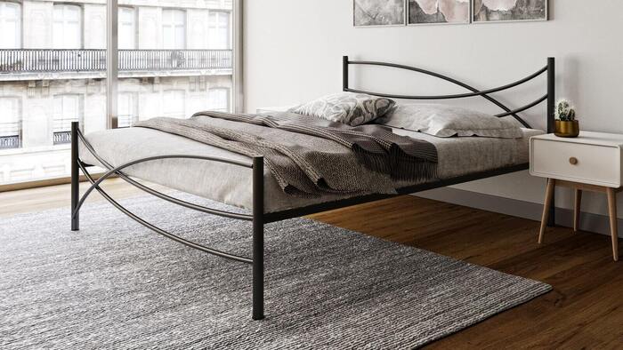 Металлические кровати